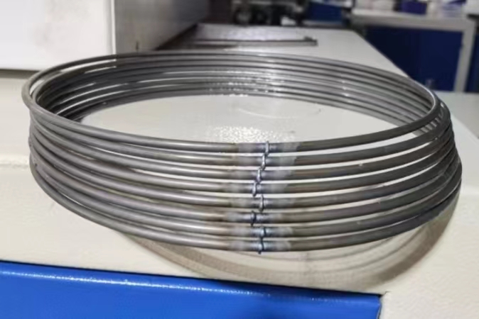 High carbon steel wire ring making and butt welding machine