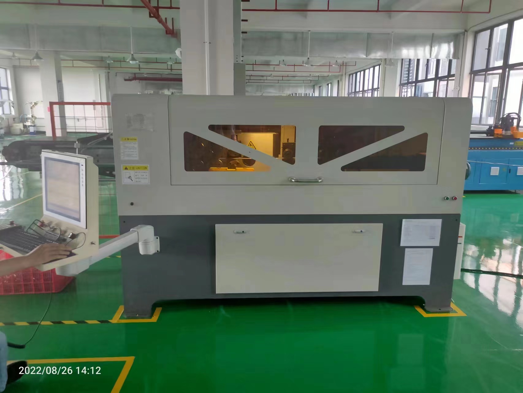 New Style 3D CNC Rotation Type Wire Bending Machine For Basket Frame YN128